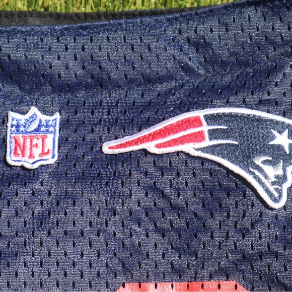 NFL New England Patriots crossbody over shoulder bag - Picture 2 of 8